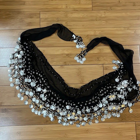 Belly dancing wrap around skirt/hip scarf - Picture 2 of 3